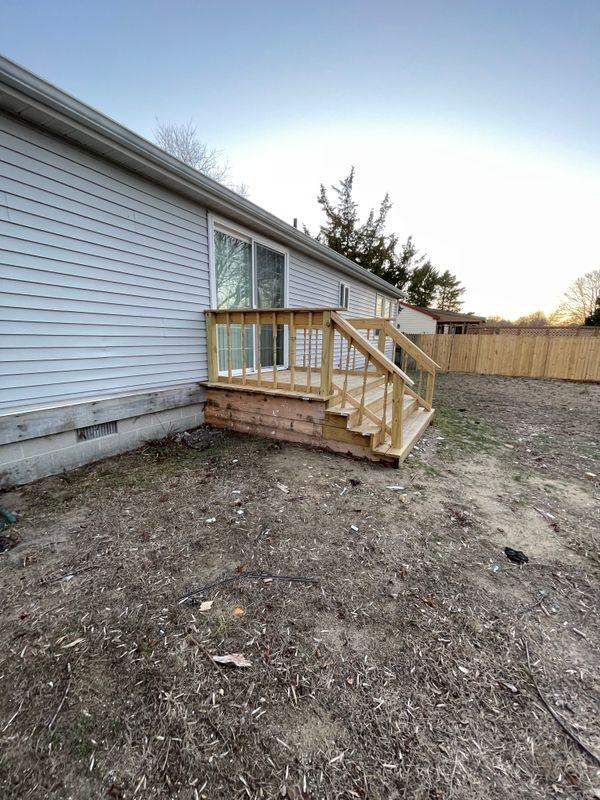 112 E 4th St - Photo 4 of 5