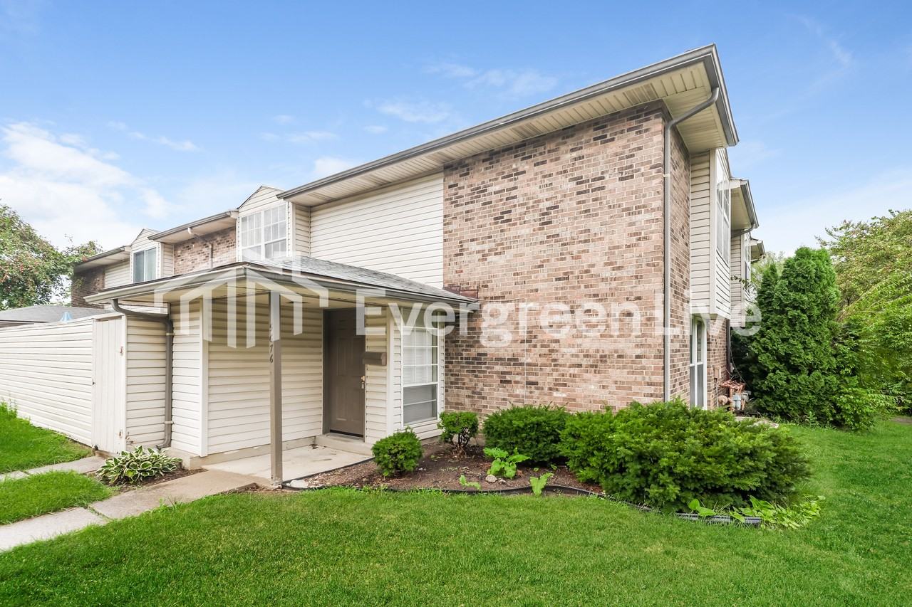 5676 Troy Villa Blvd - Photo 2 of 15