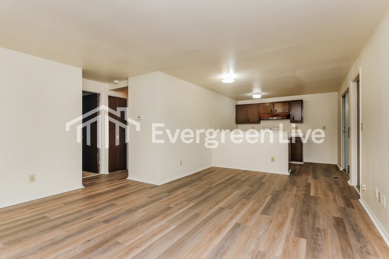 5989 Chatsworth Dr - Photo 6 of 15