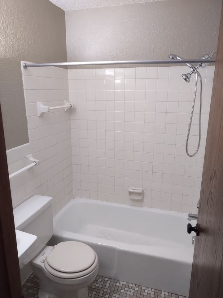 96 Arlington Ave W #94 - Photo 3 of 6