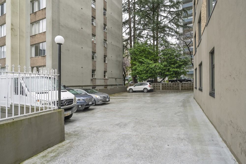 1175 Haro Street - Photo 2 of 13