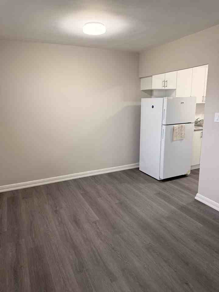 Wilson Apartments 921 - Photo 4 of 23