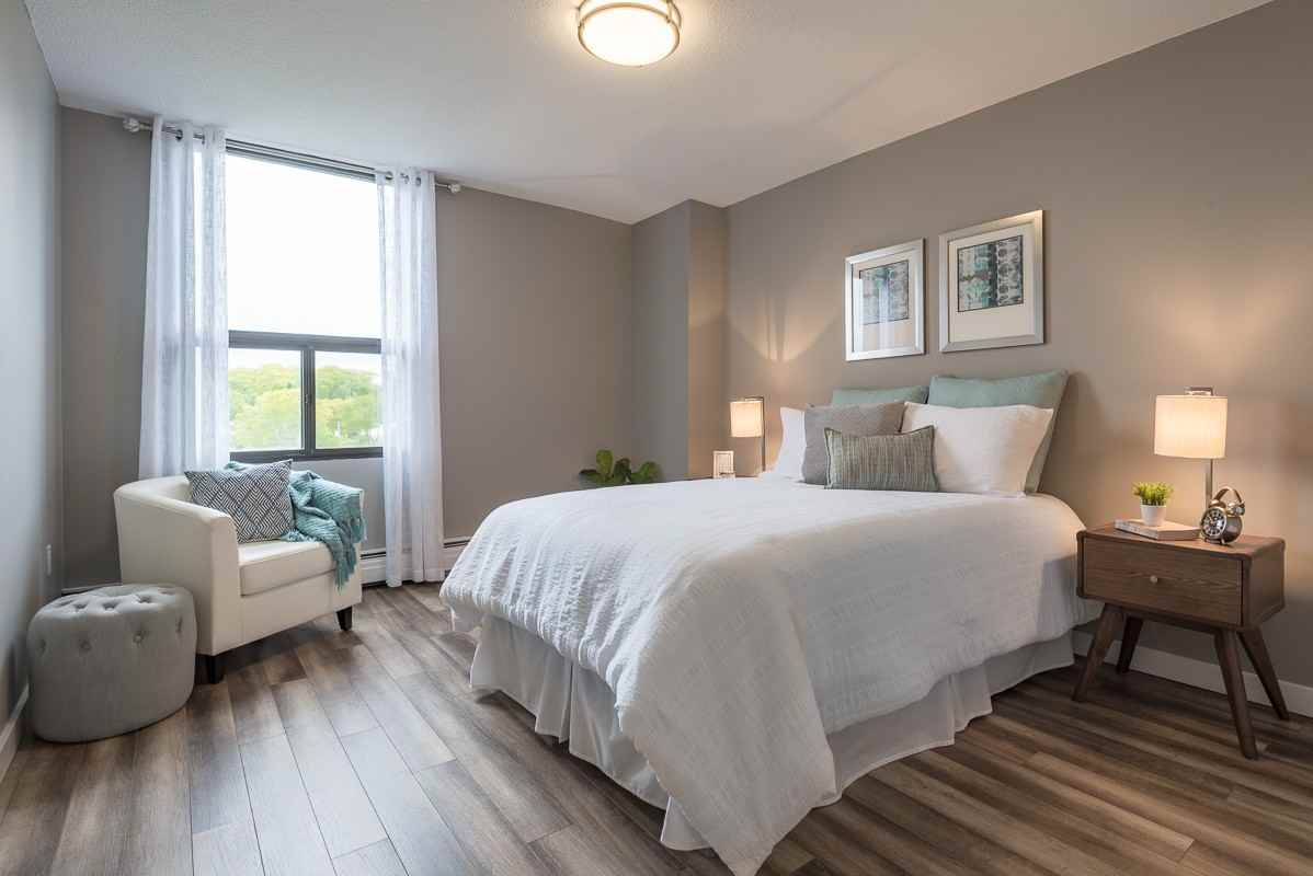 41 Cowie Hill Road - Photo 6 of 50