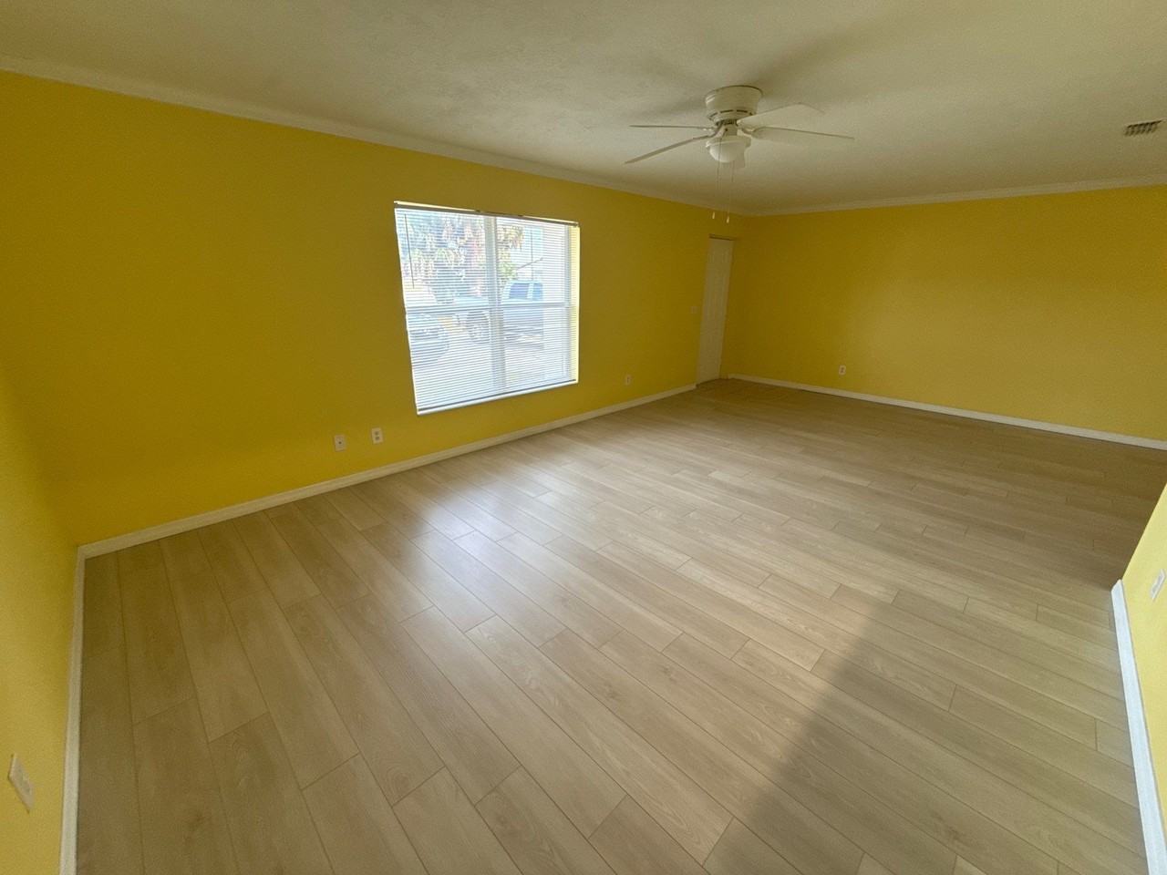 1910 Nw 12Th Ave - Photo 2 of 14