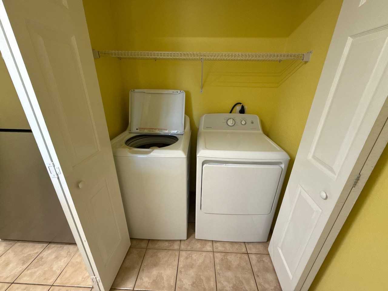 1910 Nw 12Th Ave - Photo 7 of 14