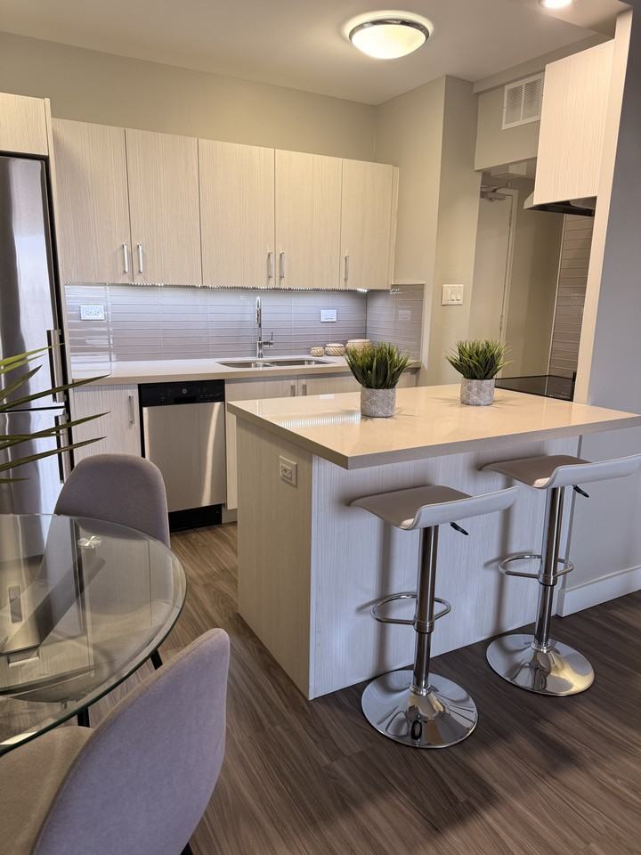 125 Lawton Blvd - Photo 3 of 17