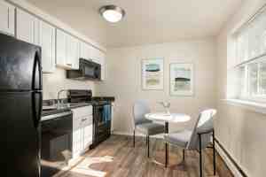 featured image of 210 N Everhart Ave