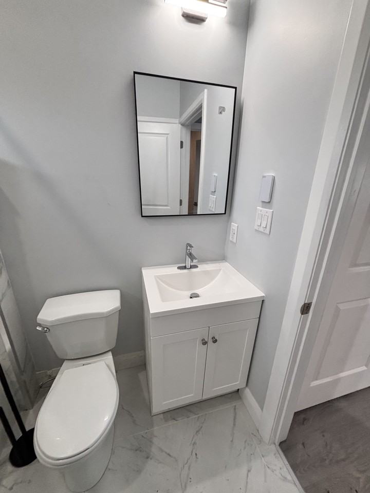 140 Byron Avenue #4 - Photo 6 of 8