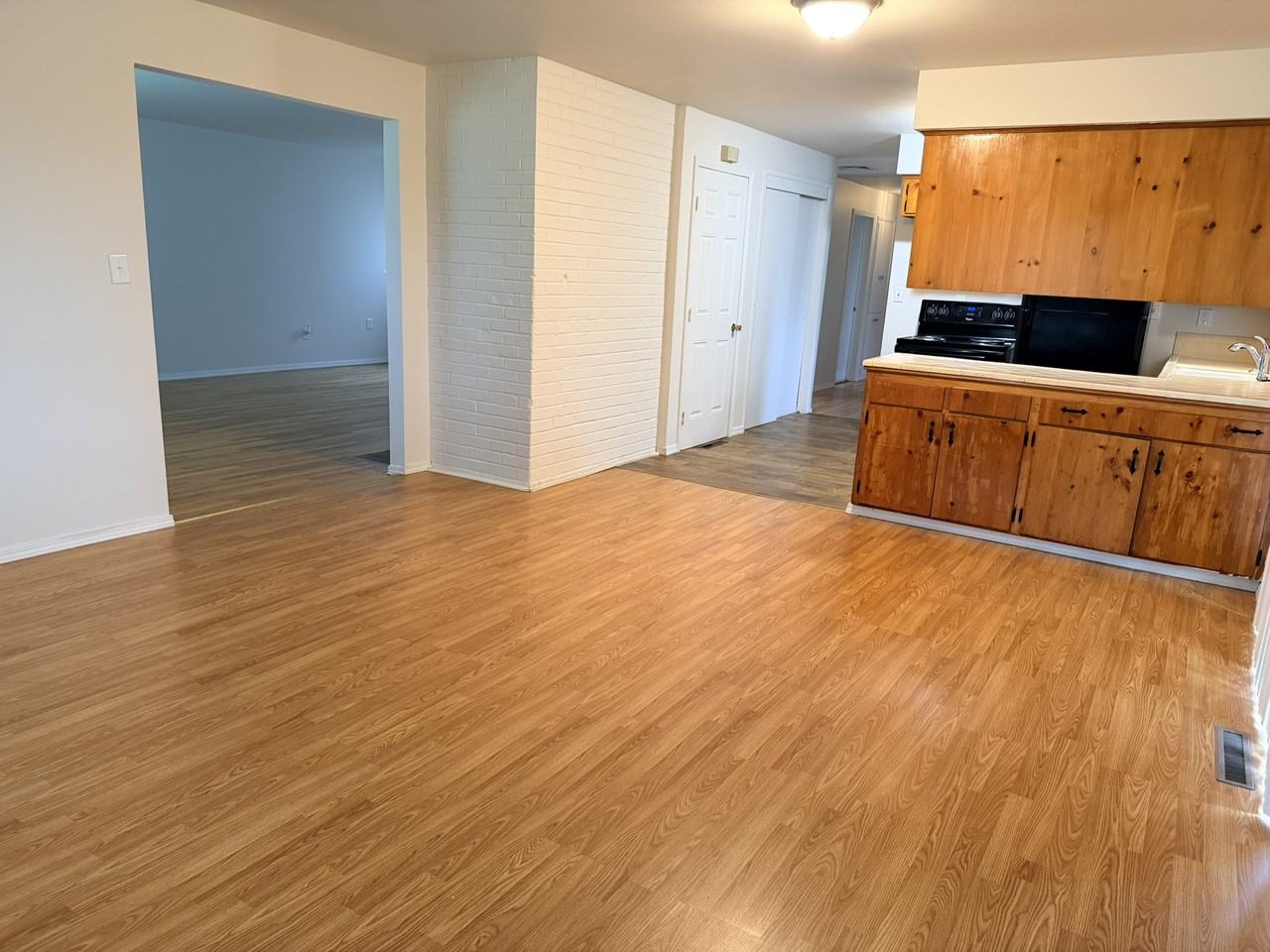 10805 Briar Road Southwest - Photo 4 of 21