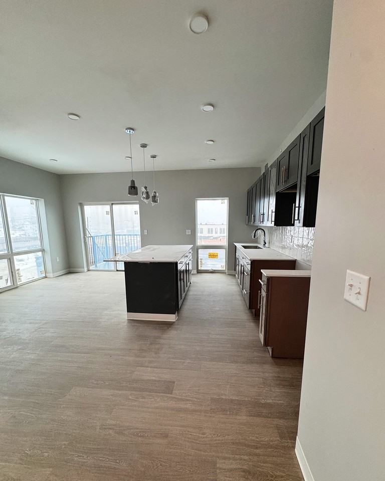 Urbane218 - Photo 7 of 27