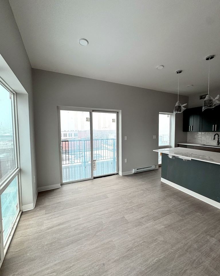 Urbane218 - Photo 6 of 27