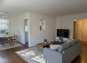 Jericho Manor Apartments - Photo 1 of 1