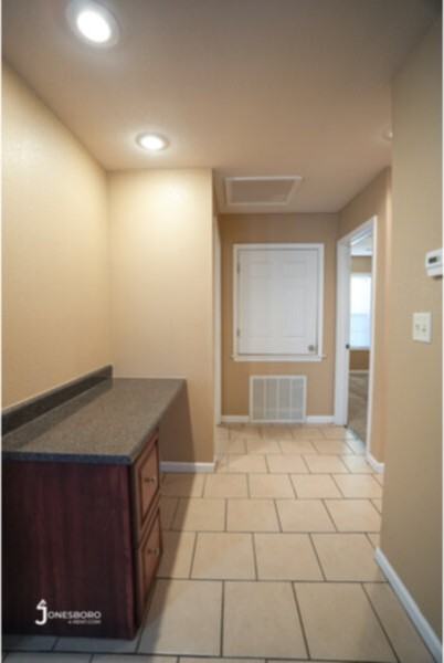 1616 Latourette Ln #C - Photo 5 of 11