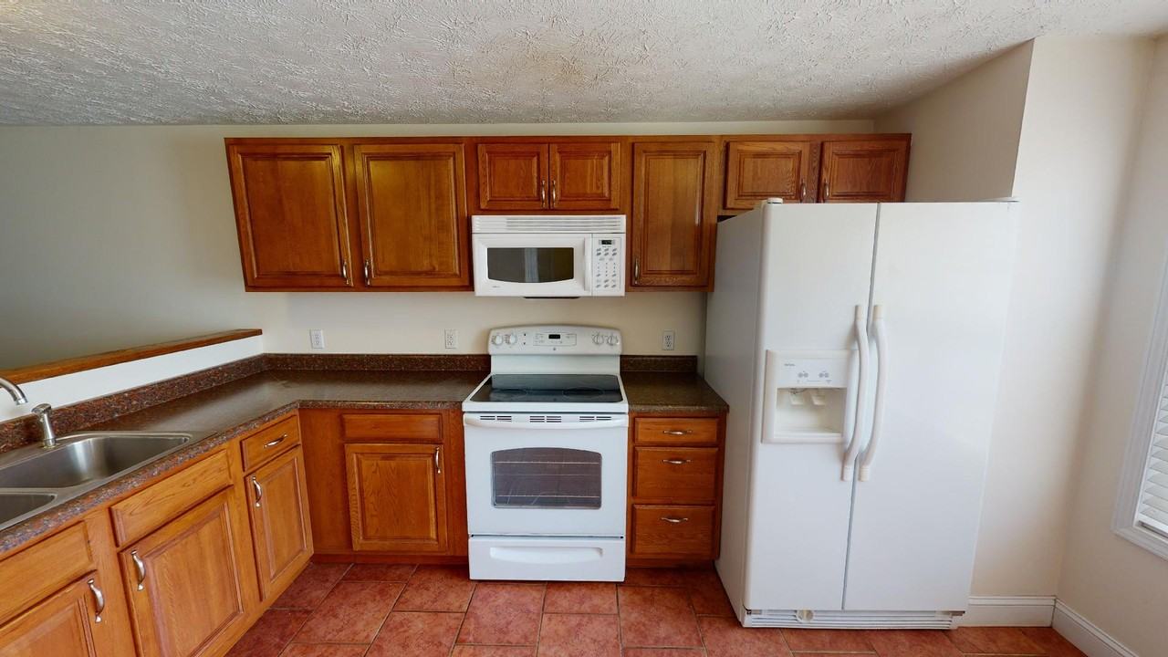 7112 Country Club Dr #7112 - Photo 3 of 14