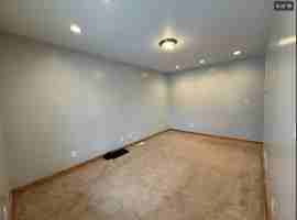 featured image of 635 Valley St #NA