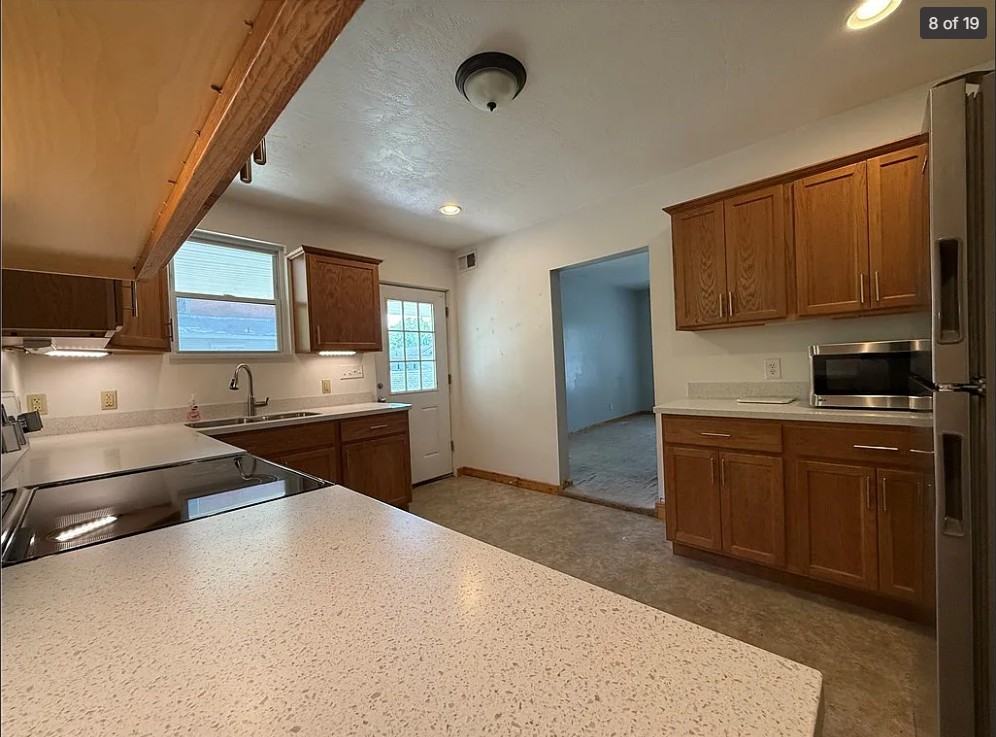 635 Valley St #NA - Photo 4 of 11