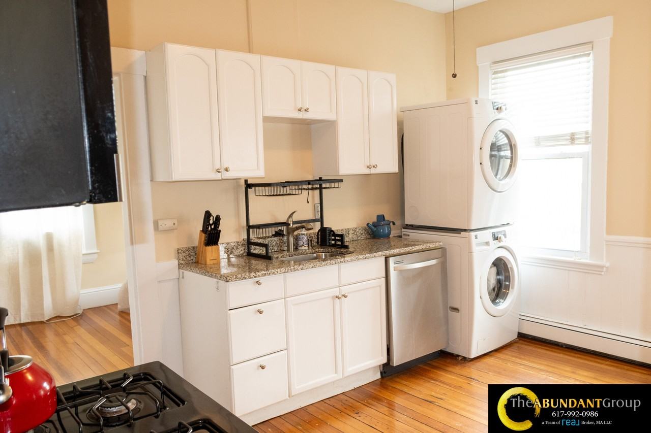 133 Otis St #2 - Photo 2 of 35