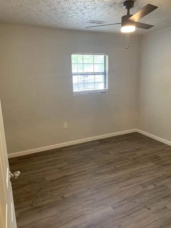 183 Runyan Apartments Ln #2 - Photo 5 of 9