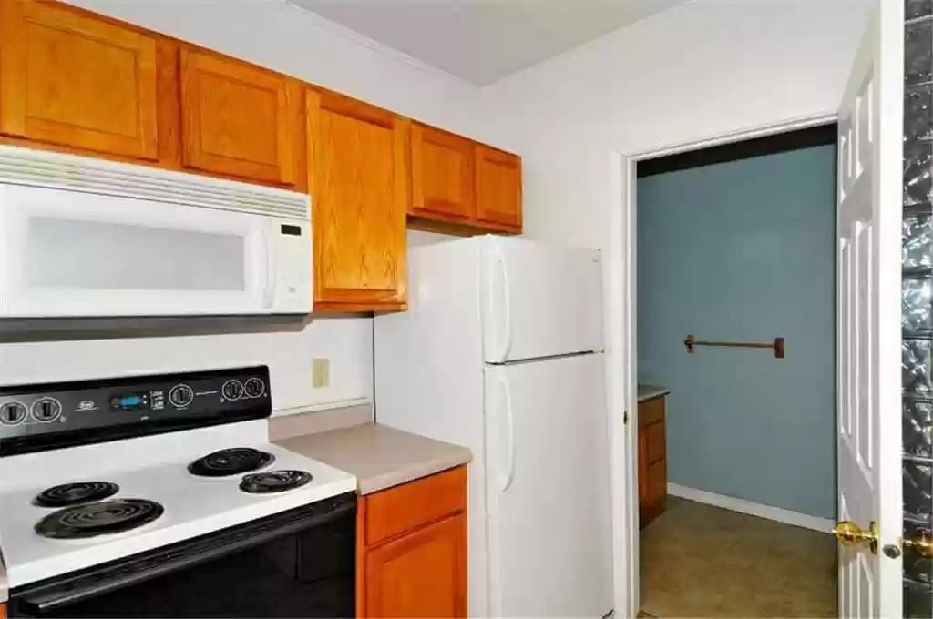 401 Olmstead St #3 - Photo 4 of 6