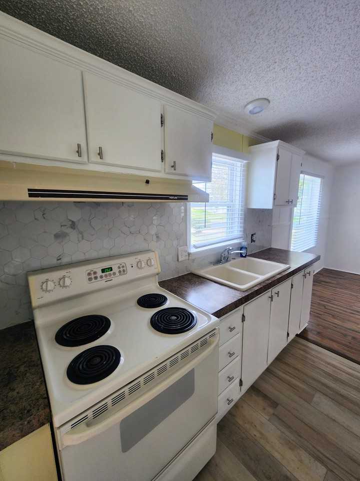 10322 Andre Blvd #NA - Photo 4 of 23