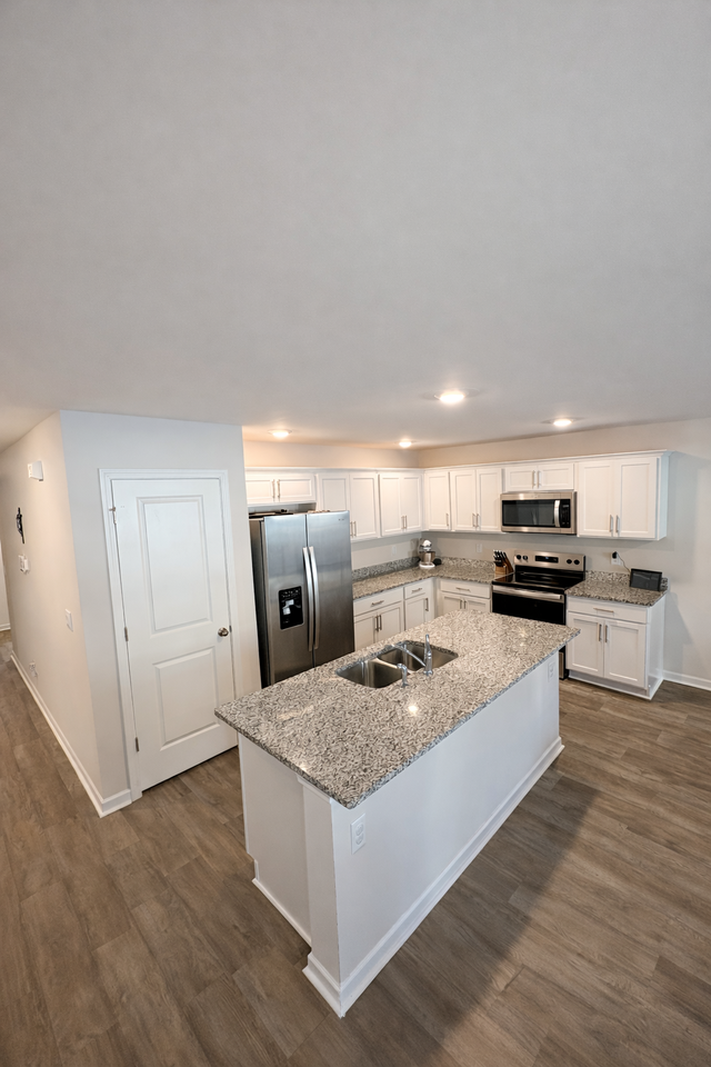 1407 N Wilshire Ct #NA - Photo 2 of 10