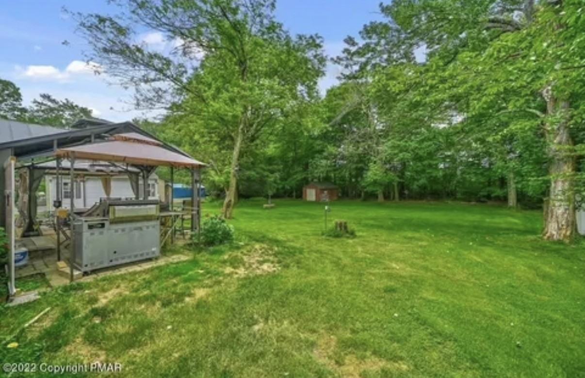 400 Hemlock Dr #NA - Photo 5 of 33