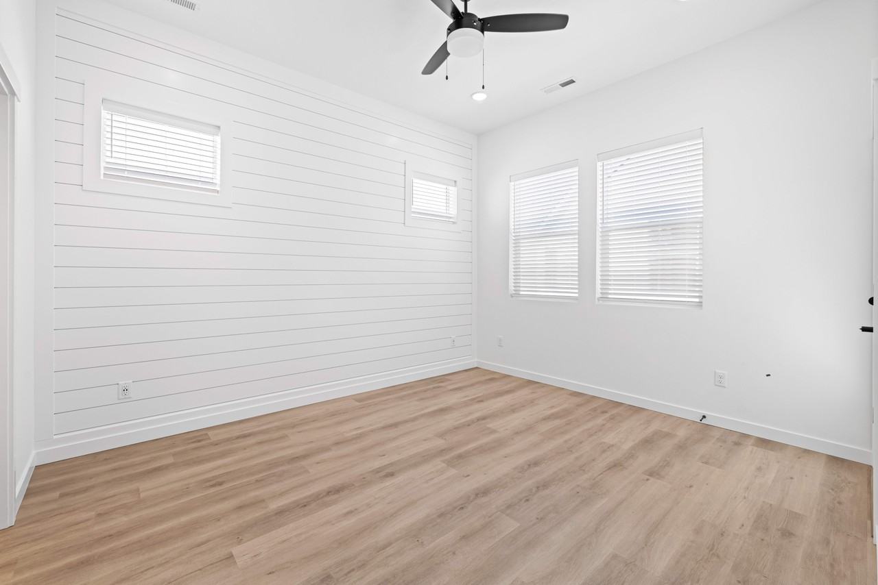 4203 Saylor Ln #NA - Photo 2 of 11