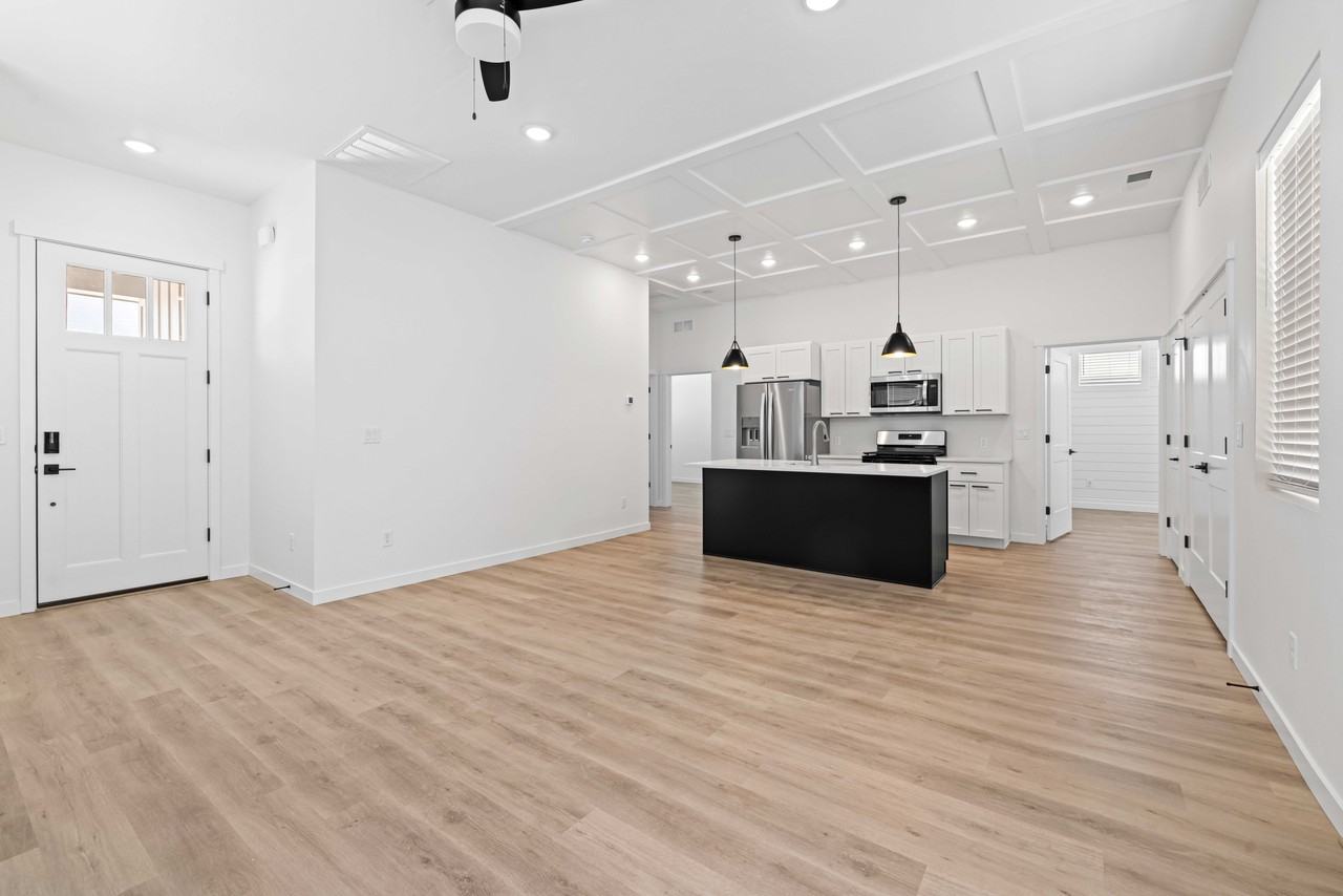 4203 Saylor Ln #NA - Photo 3 of 11