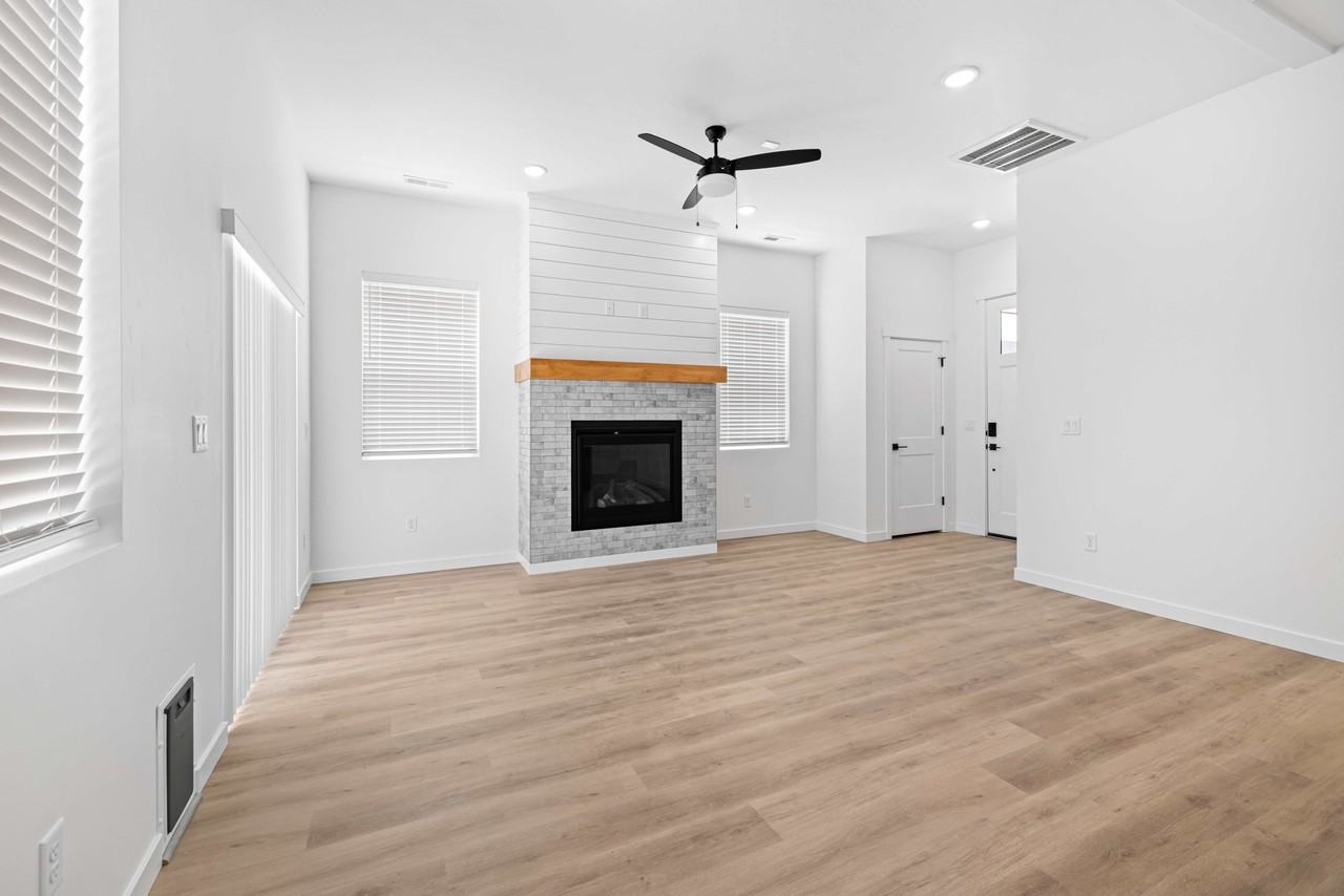 4203 Saylor Ln #NA - Photo 4 of 11