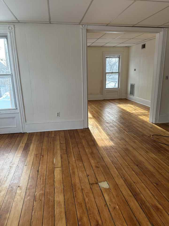 827 Emmett St #2 - Photo 7 of 7