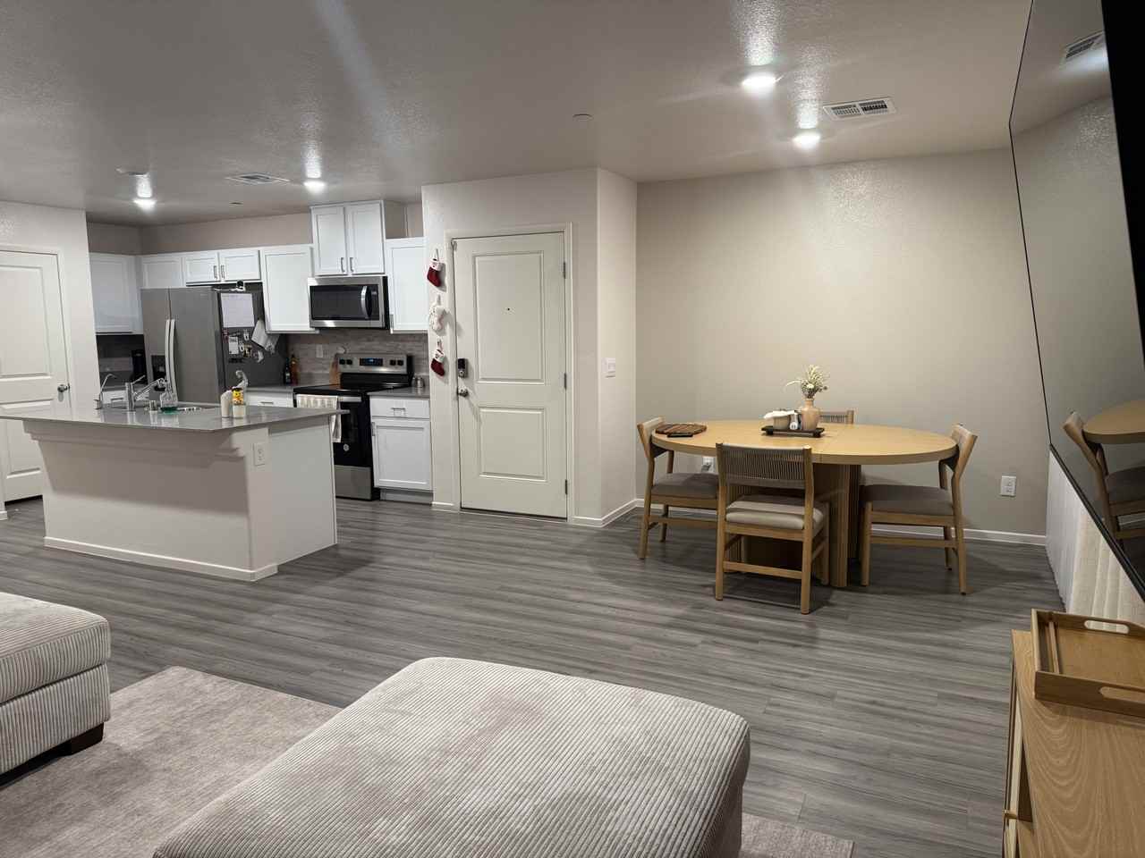 6086 Lily Garden St #6086 - Photo 3 of 7