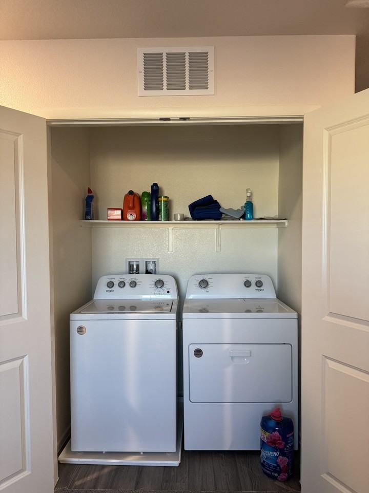 6086 Lily Garden St #6086 - Photo 4 of 7