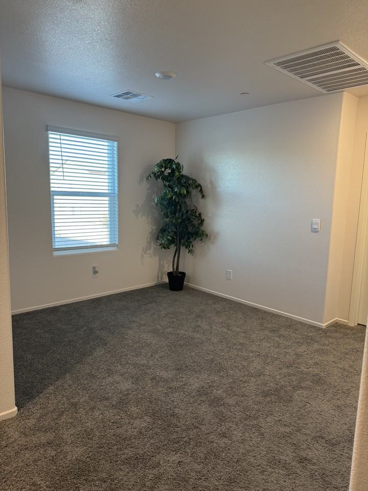 6086 Lily Garden St #6086 - Photo 7 of 7