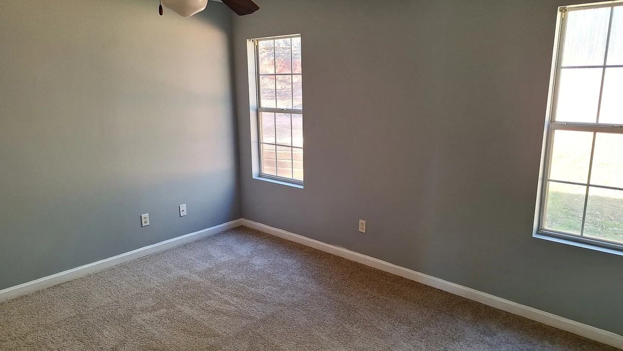 128 Live Oak Dr #NA - Photo 4 of 5