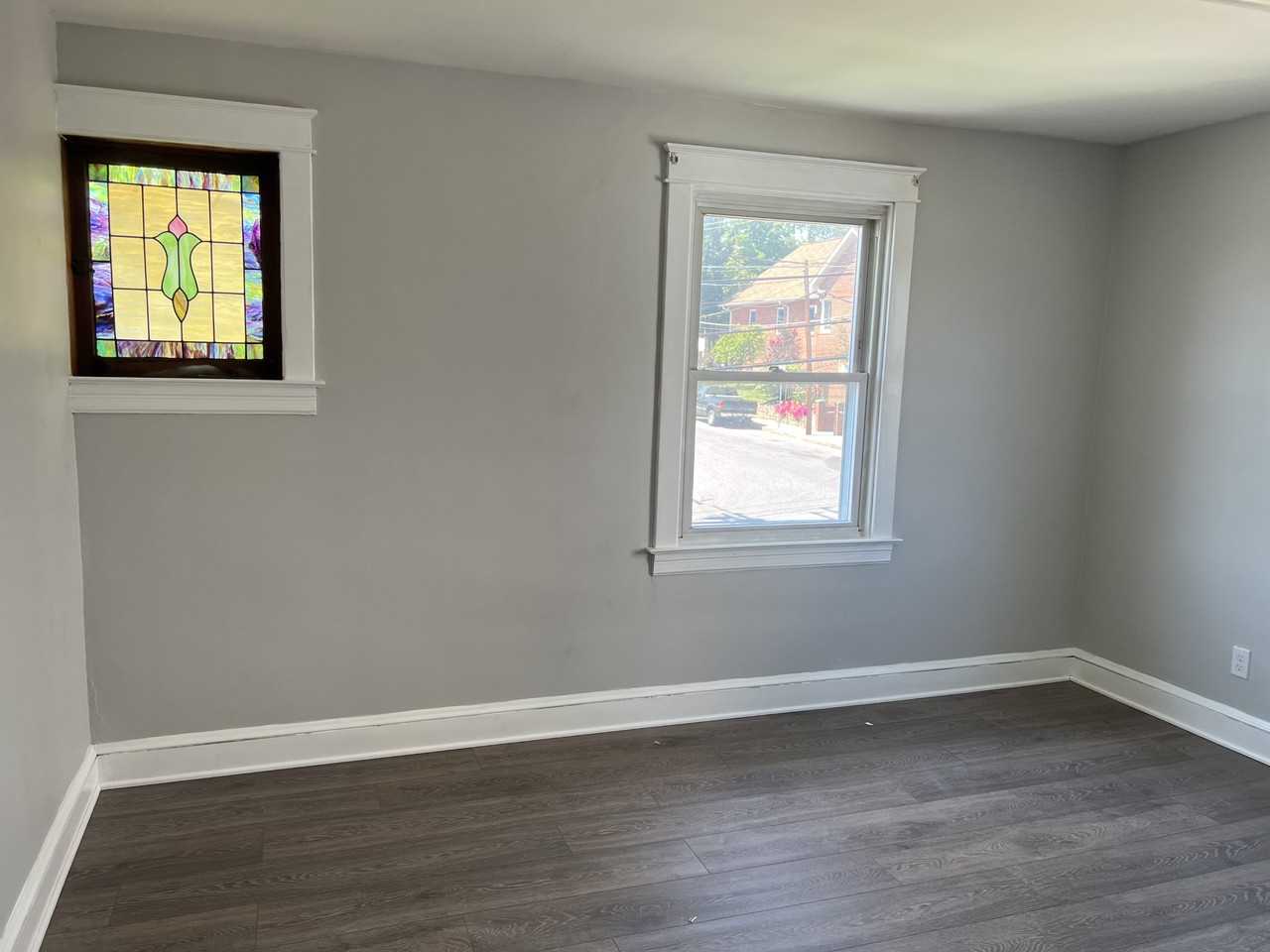 1270 Linden Ave #2 - Photo 7 of 7