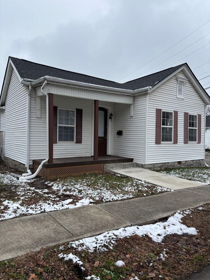 315 Jefferson St #NA - Photo 2 of 18