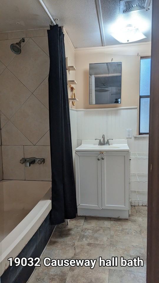 19032 Causeway Blvd #NA - Photo 3 of 6