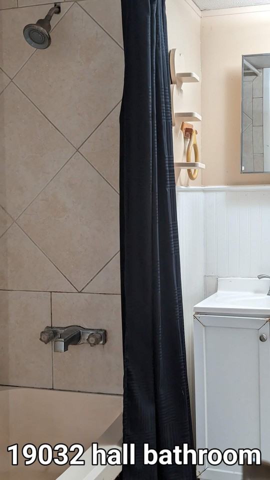 19032 Causeway Blvd #NA - Photo 4 of 6