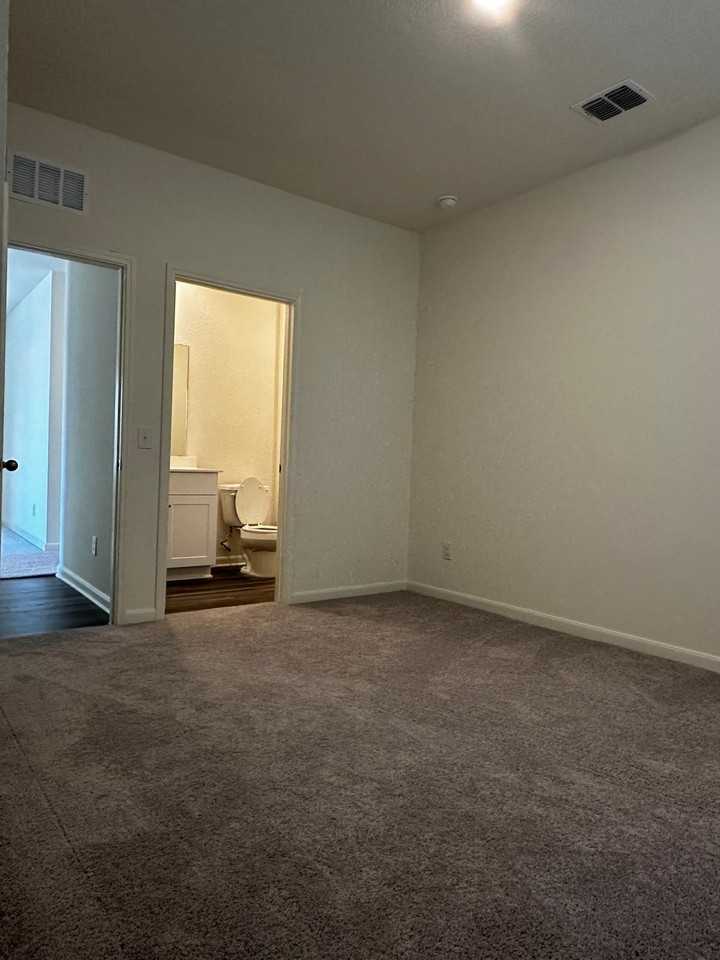 14402 Woodland Holw #NA - Photo 4 of 18