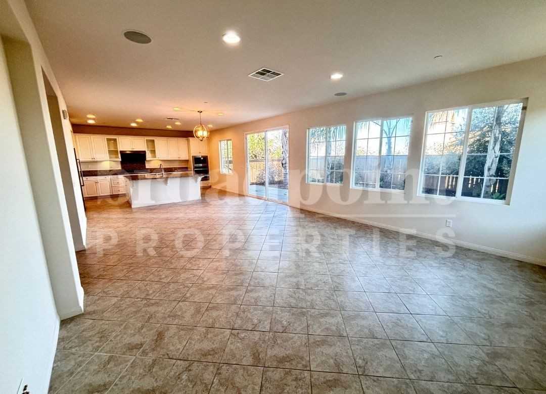 1650 N Las Flores Dr #1 - Photo 7 of 20