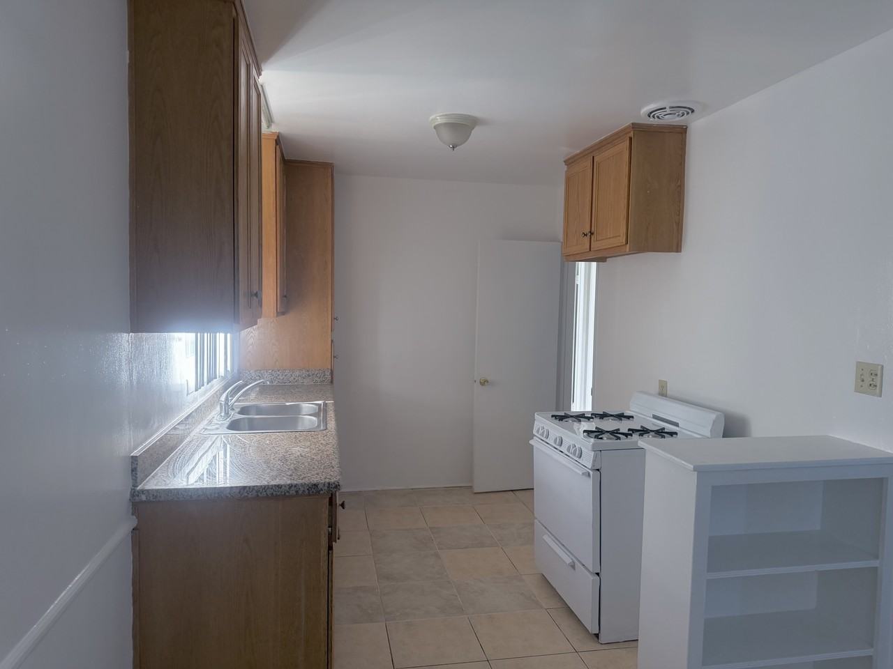 7319 Variel Ave #4 - Photo 3 of 23