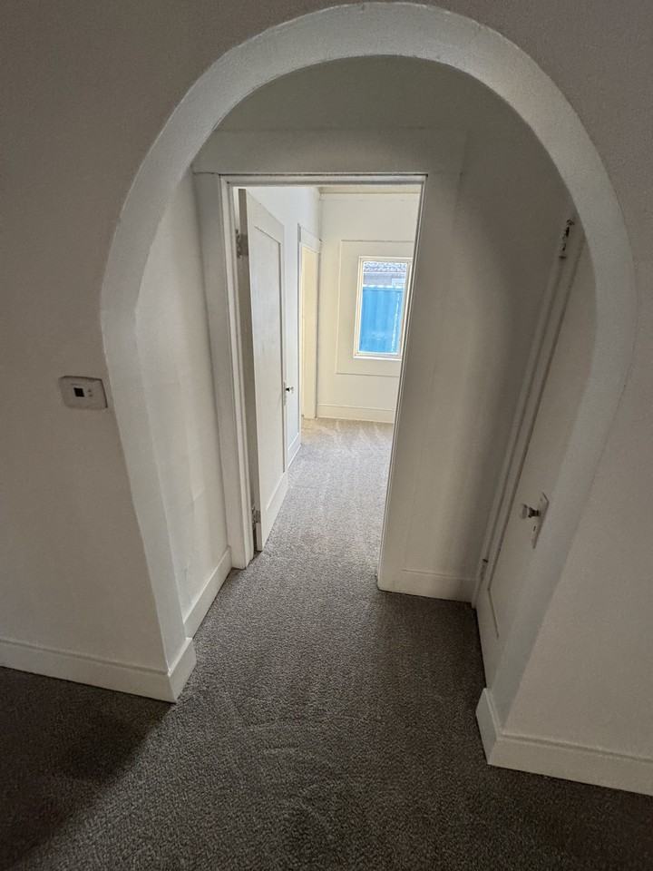 1925 Sheridan Rd #1 - Photo 4 of 23