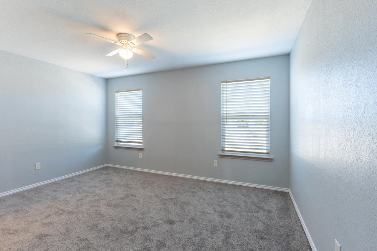 6918 Crestway Dr #3 - Photo 6 of 11