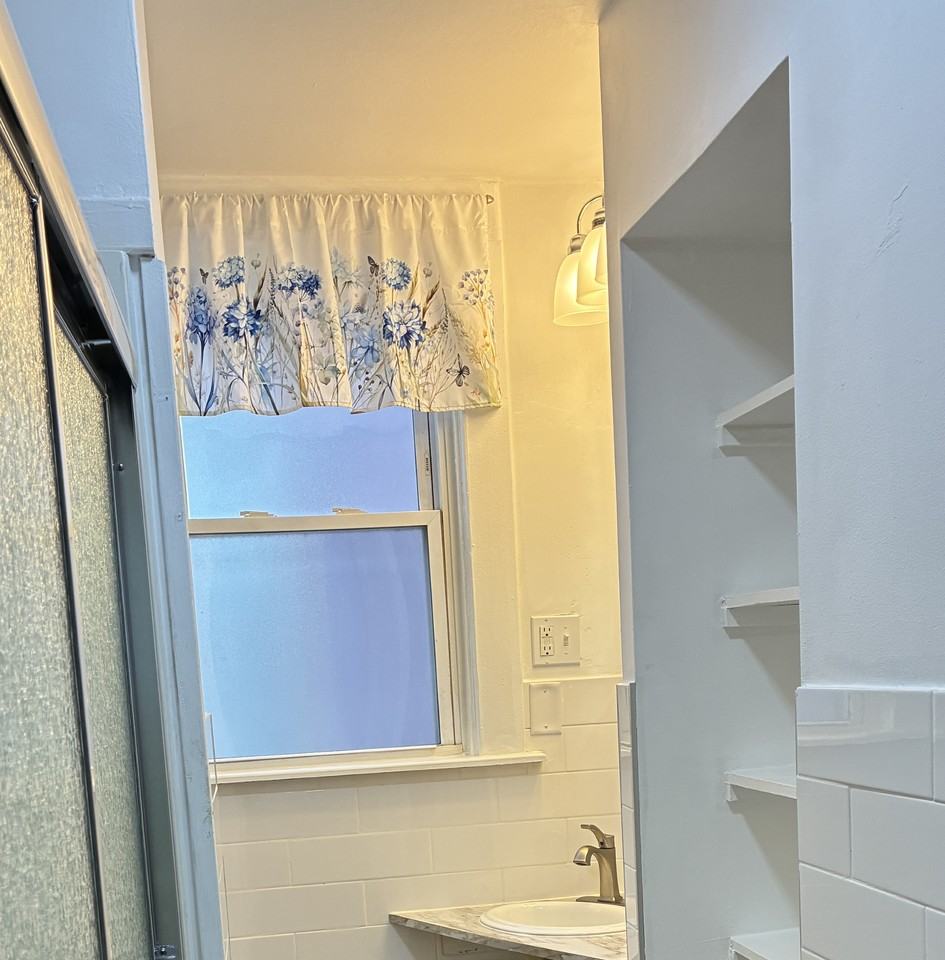 12 Delaware Ter #2UPSTAIRS - Photo 5 of 20