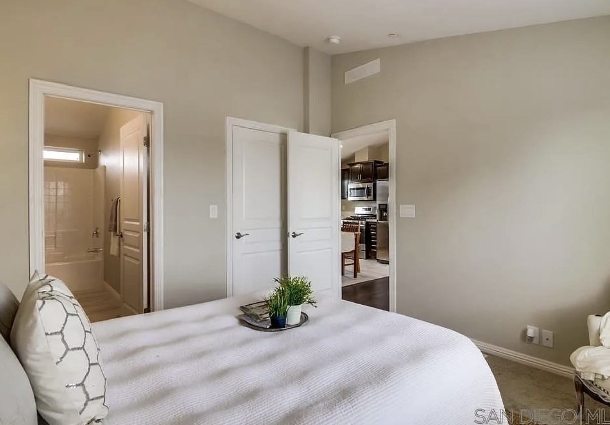 310 S Bancroft St #NA - Photo 2 of 4