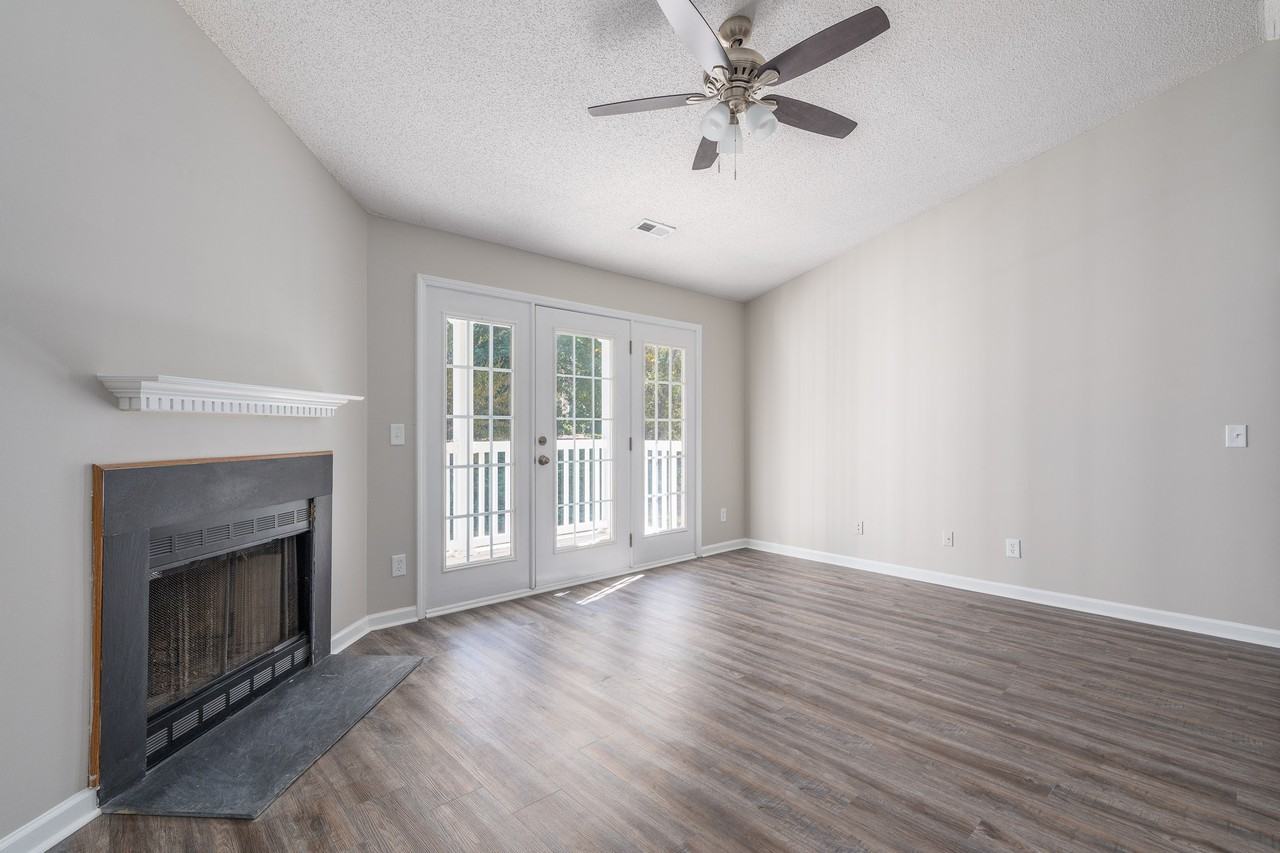 7145 W Friendly Ave #G - Photo 5 of 19