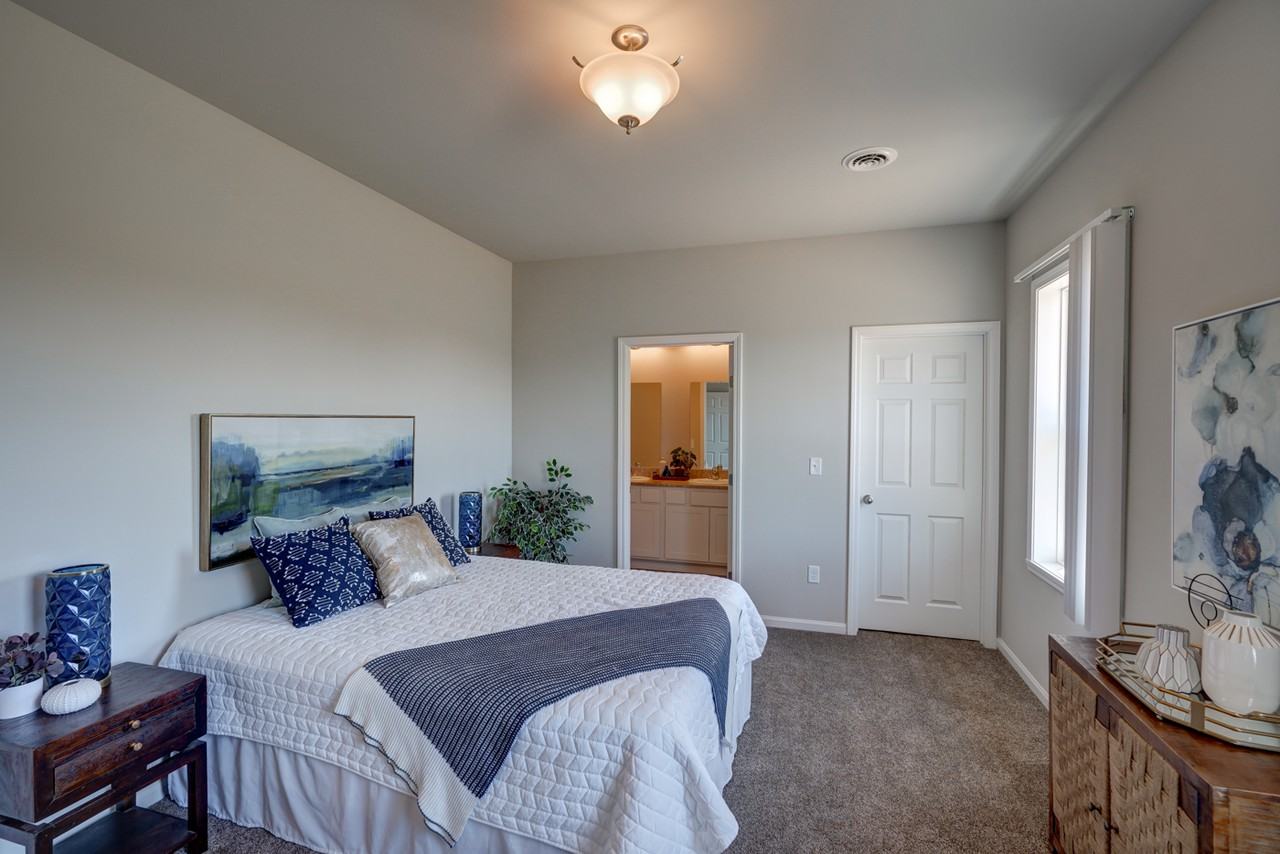 634 Mckay Way #2 - Photo 5 of 10