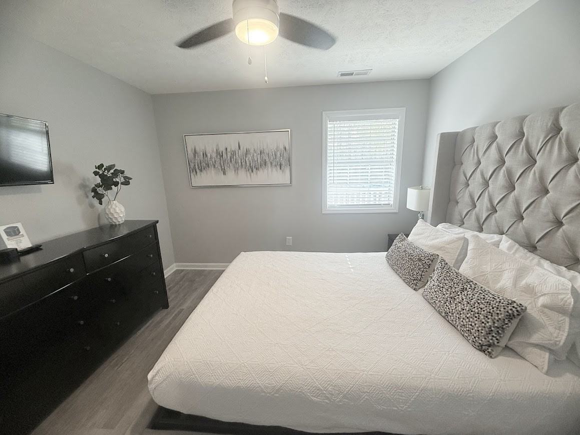 469 White River Dr - Photo 3 of 19