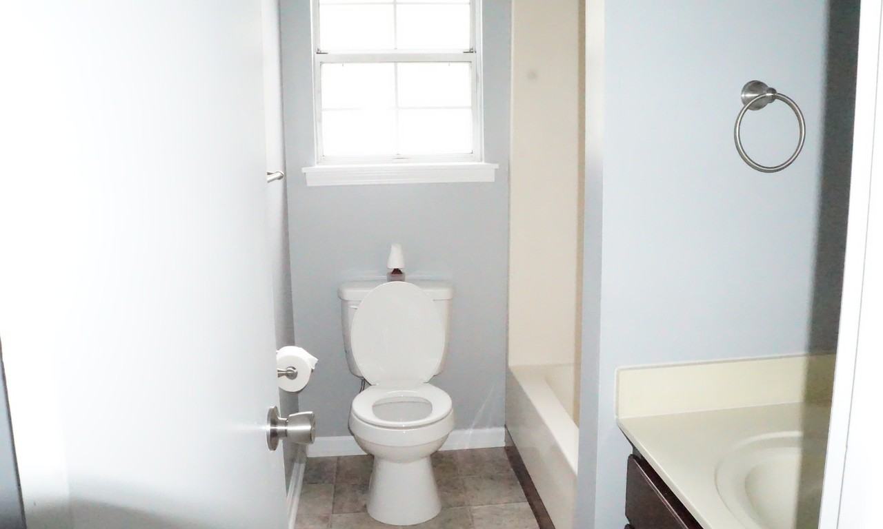 132 New Gritton Ave - Photo 7 of 13