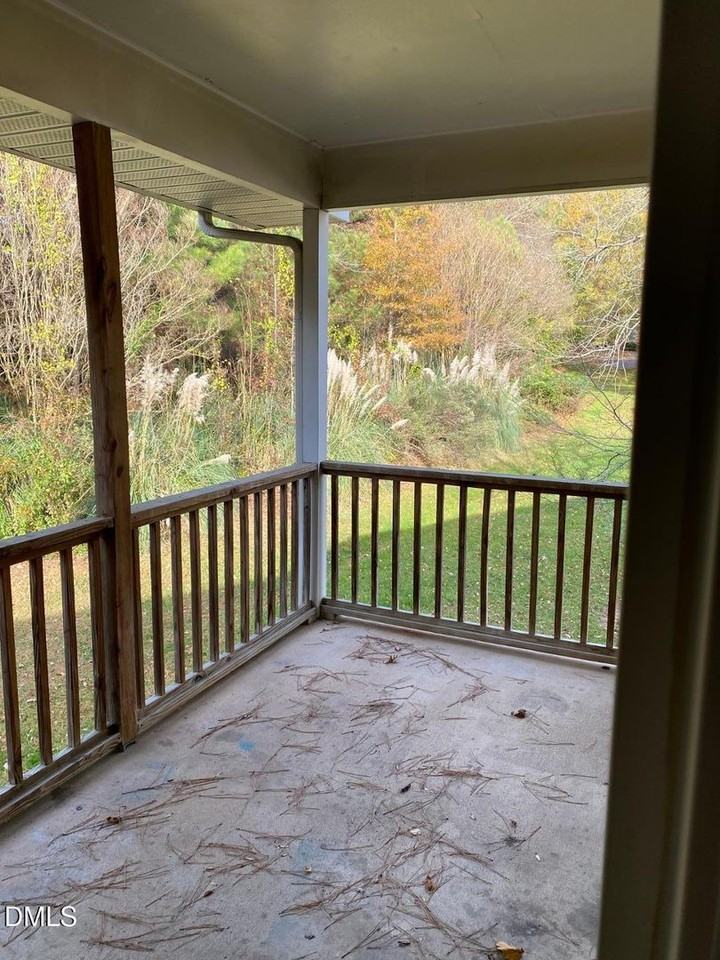 3023 Wellington Ridge Loop - Photo 2 of 15